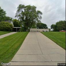 Des Moines Dental Group, dentists office located at 2333 McKinley Ave, Des Moines, IA.